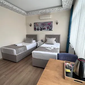 Ueskuedar فندق اسطنبول